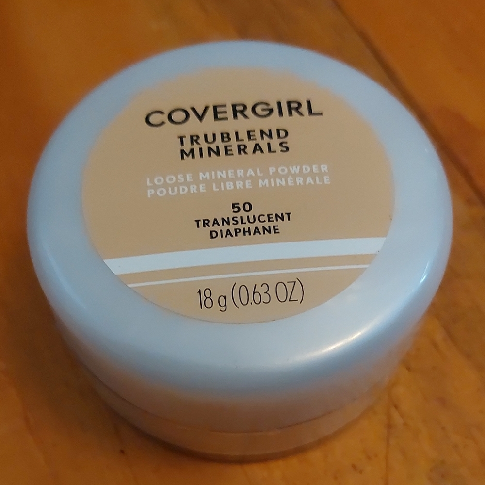 💜5/$25💜 Covergirl Translucent Face Powder